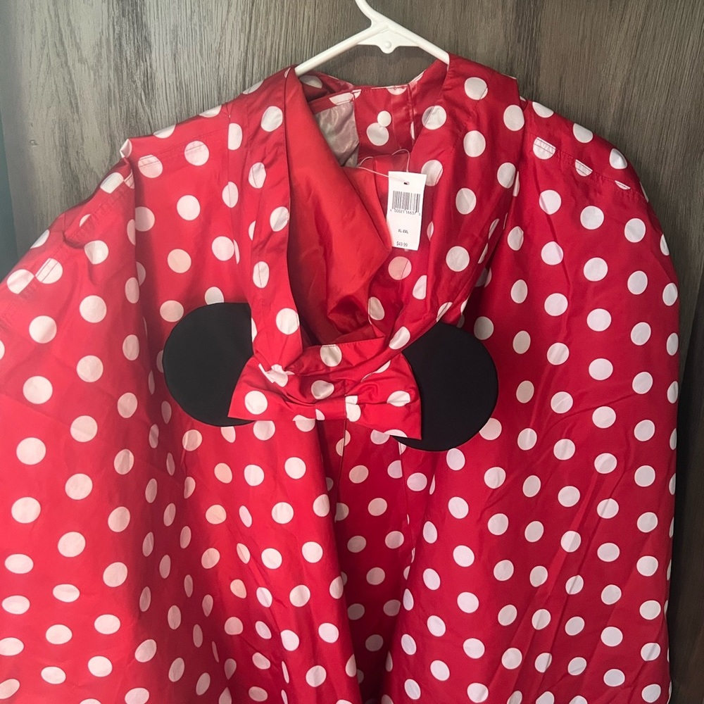 Disney Minnie Mouse poncho NWT